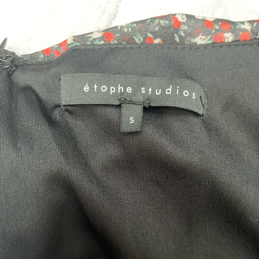 Black & Red Rose Floral Mini Dress - Picture 12 of 13